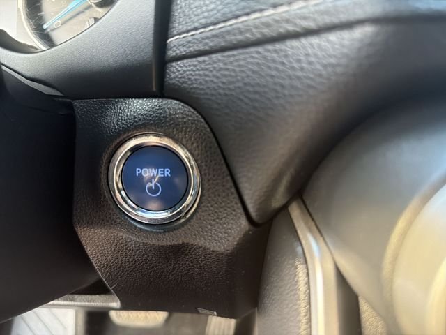 2019 Toyota RAV4 XLE - Photo 15