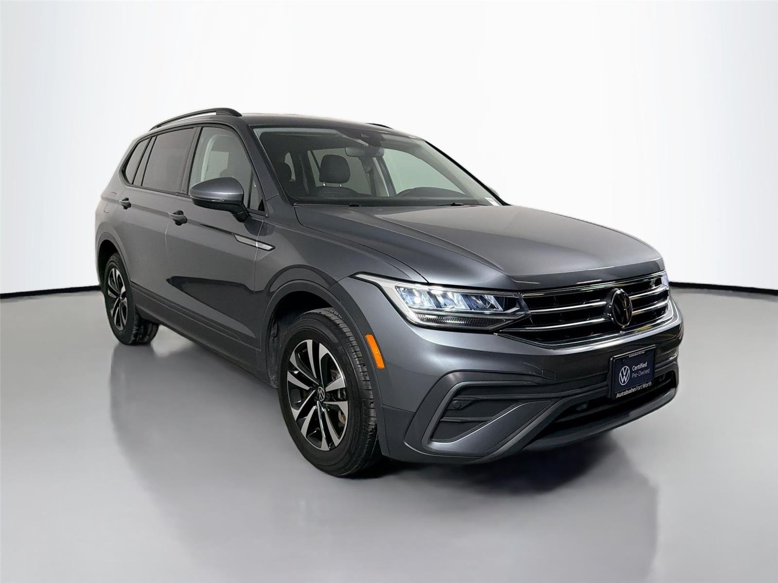 Certified Used 2024  Volkswagen S image 3