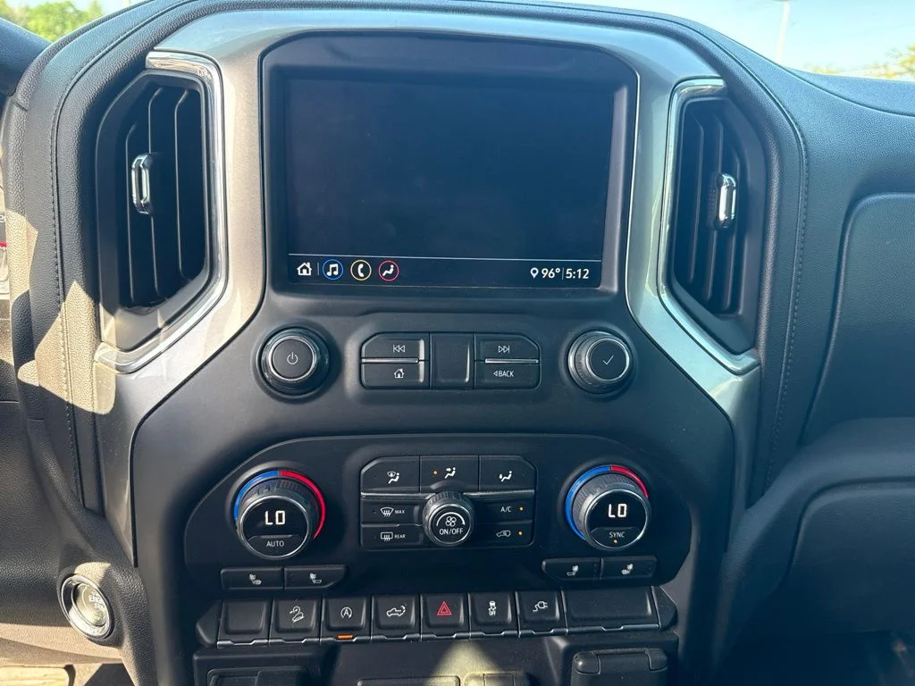 Used 2020 Gray Chevrolet LT image 8