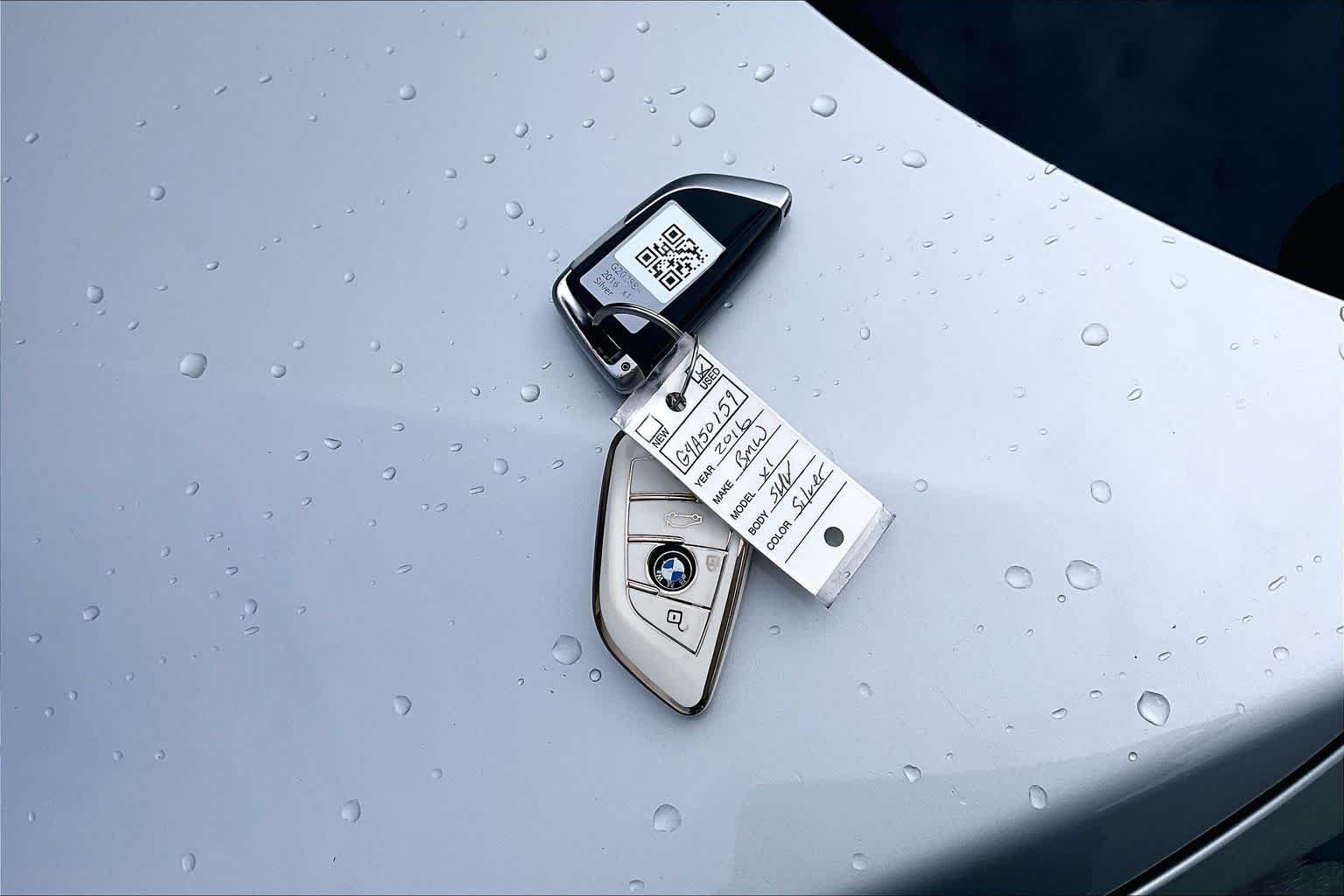 Used 2016 Alpine White BMW xDrive28i image 15