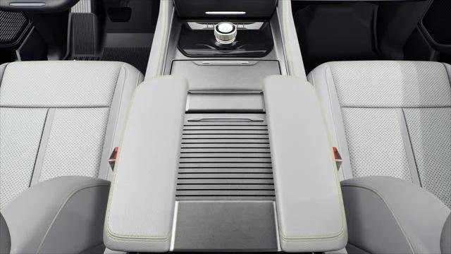 New 2027 Bright White Clear-Coat Paint Jeep  image 4