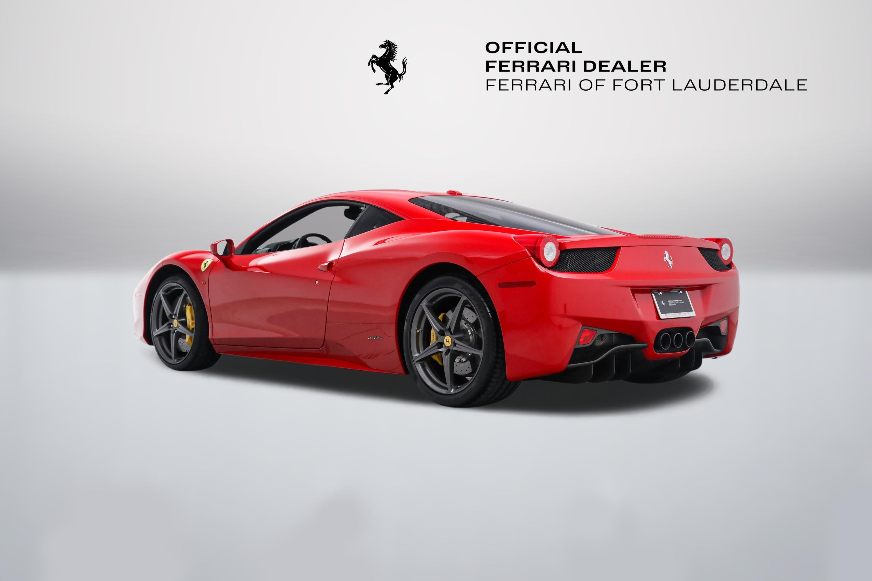 Used 2015 Rosso Corsa Ferrari  image 7