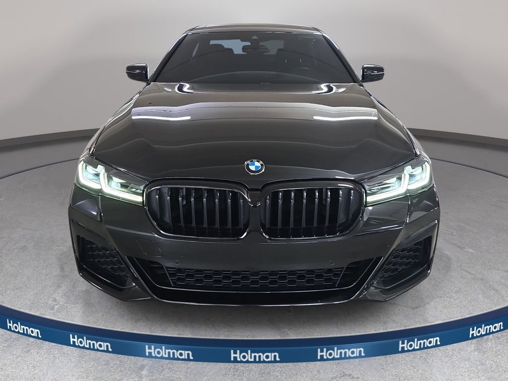 Certified Used 2023 Black Sapphire Metallic BMW 530i image 3