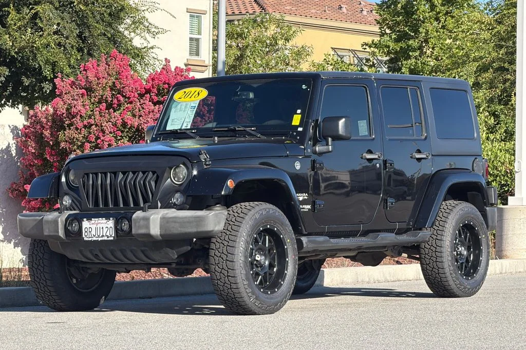 Used 2018 Black Clearcoat Jeep Unlimited Sahara image 8