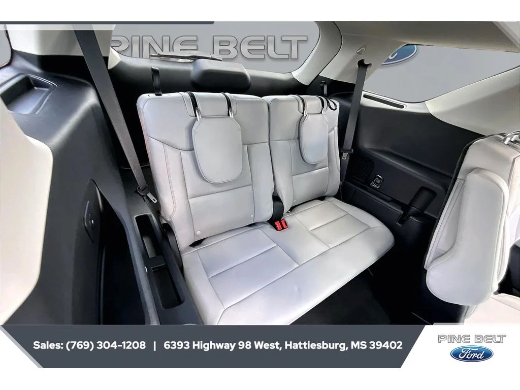 New 2026 Carbonized Gray Metallic Ford Active image 21
