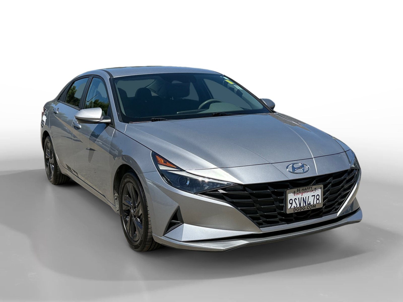 Certified Used 2021 Shimmering Silver Pearl Hyundai SEL image 7