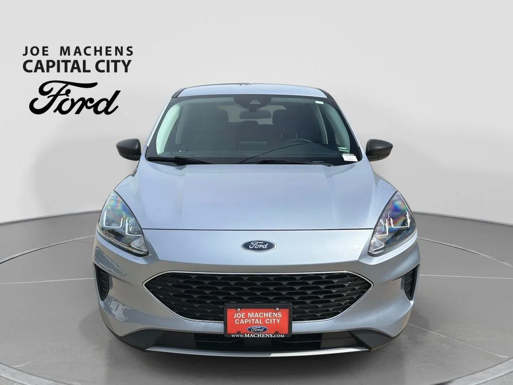 Used 2022 Blue Ford SE image 10