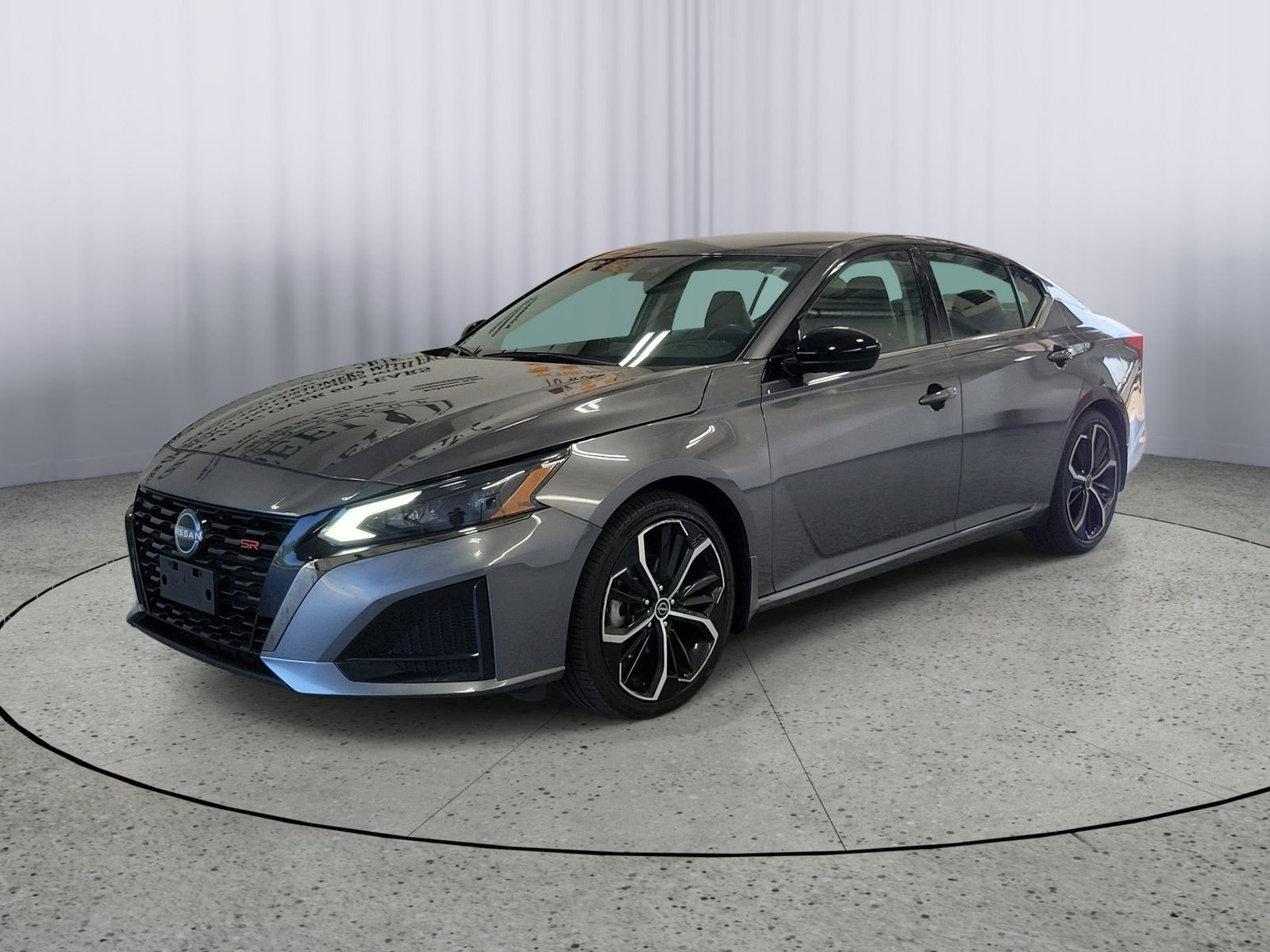 Used 2024 Gray Nissan 2.5 SR image 4
