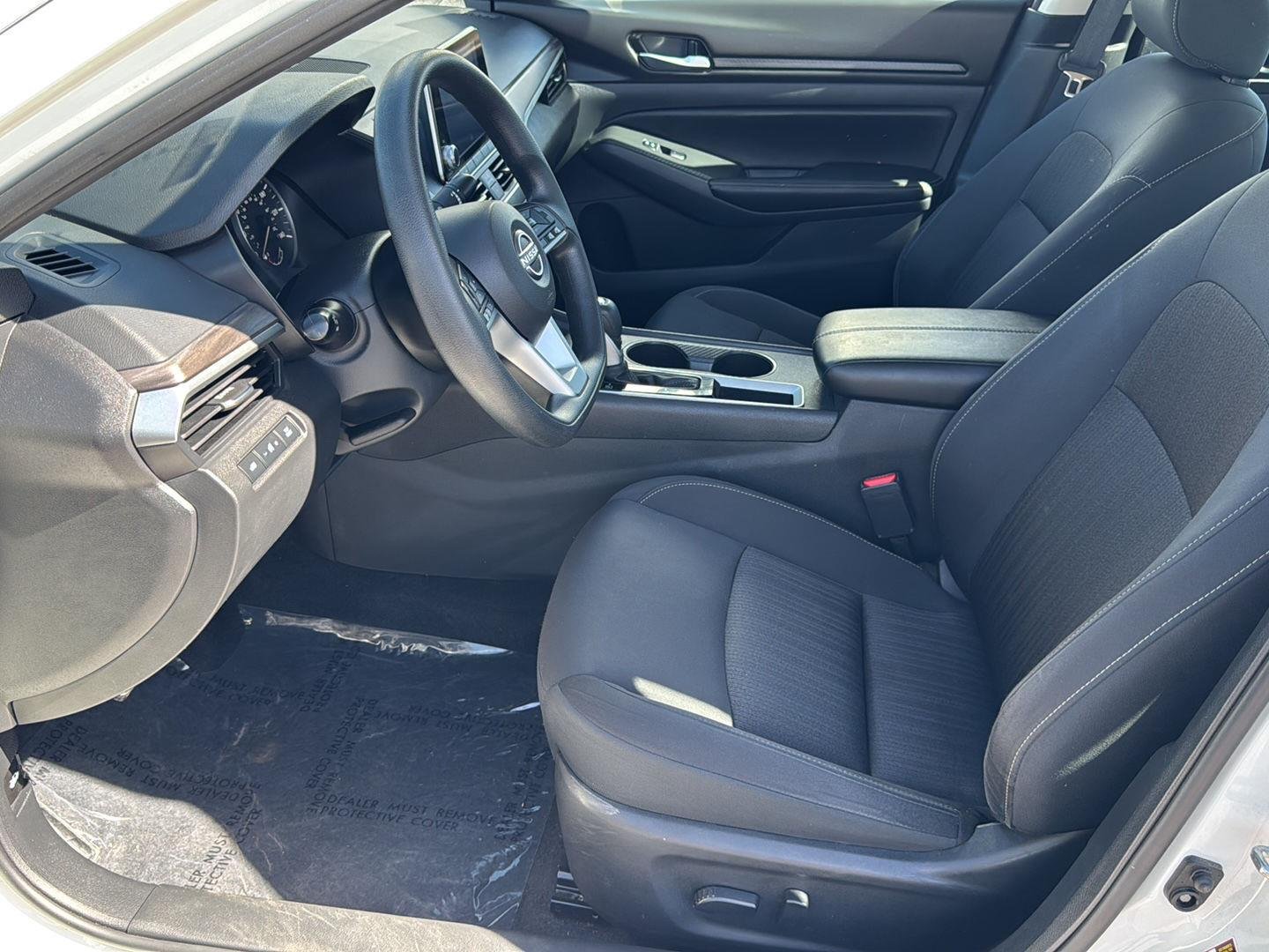2025 Nissan Altima SV - Photo 23