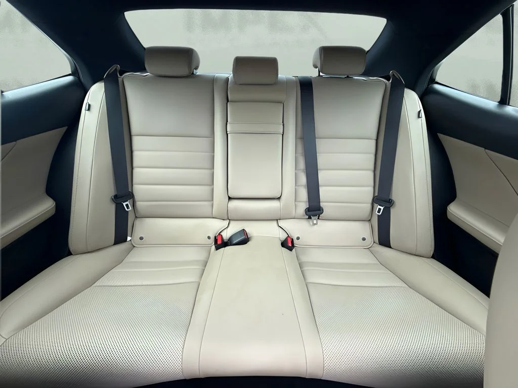Used 2020 White Lexus 350 image 7