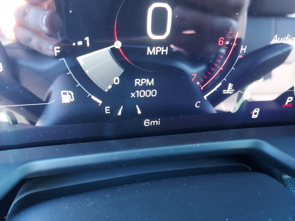 New 2027 Summit White GMC Elevation image 19