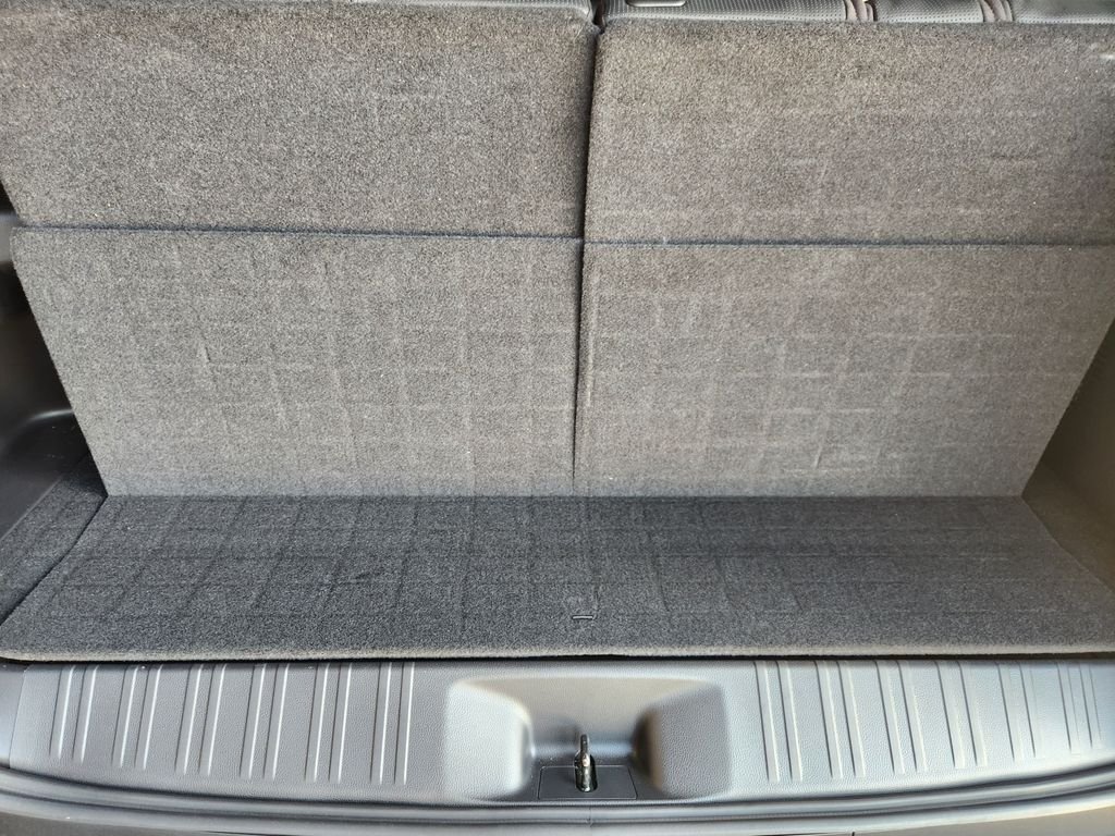 Used 2025 Nebula Gray Pearl Lexus Luxury image 35
