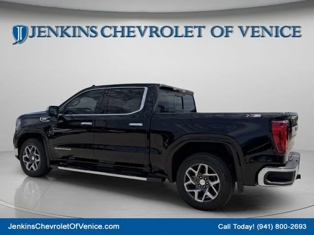 Used 2023 ONYX BLACK GMC SLT image 9