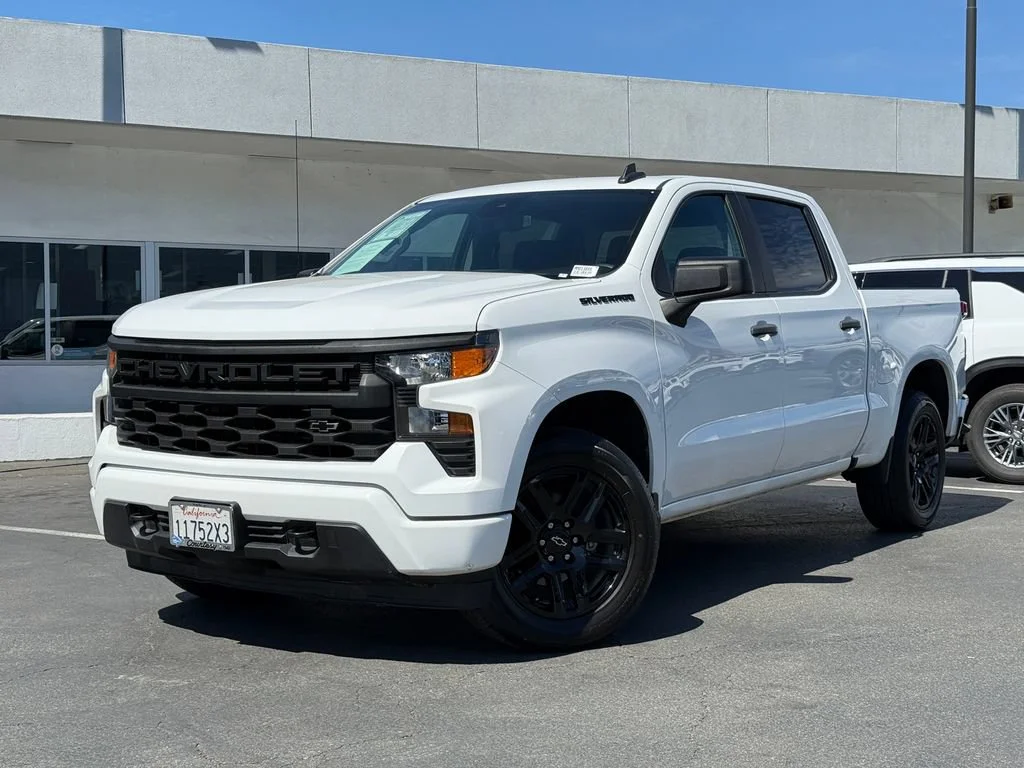 Used 2023 SUMMIT WHITE Chevrolet Custom image 2