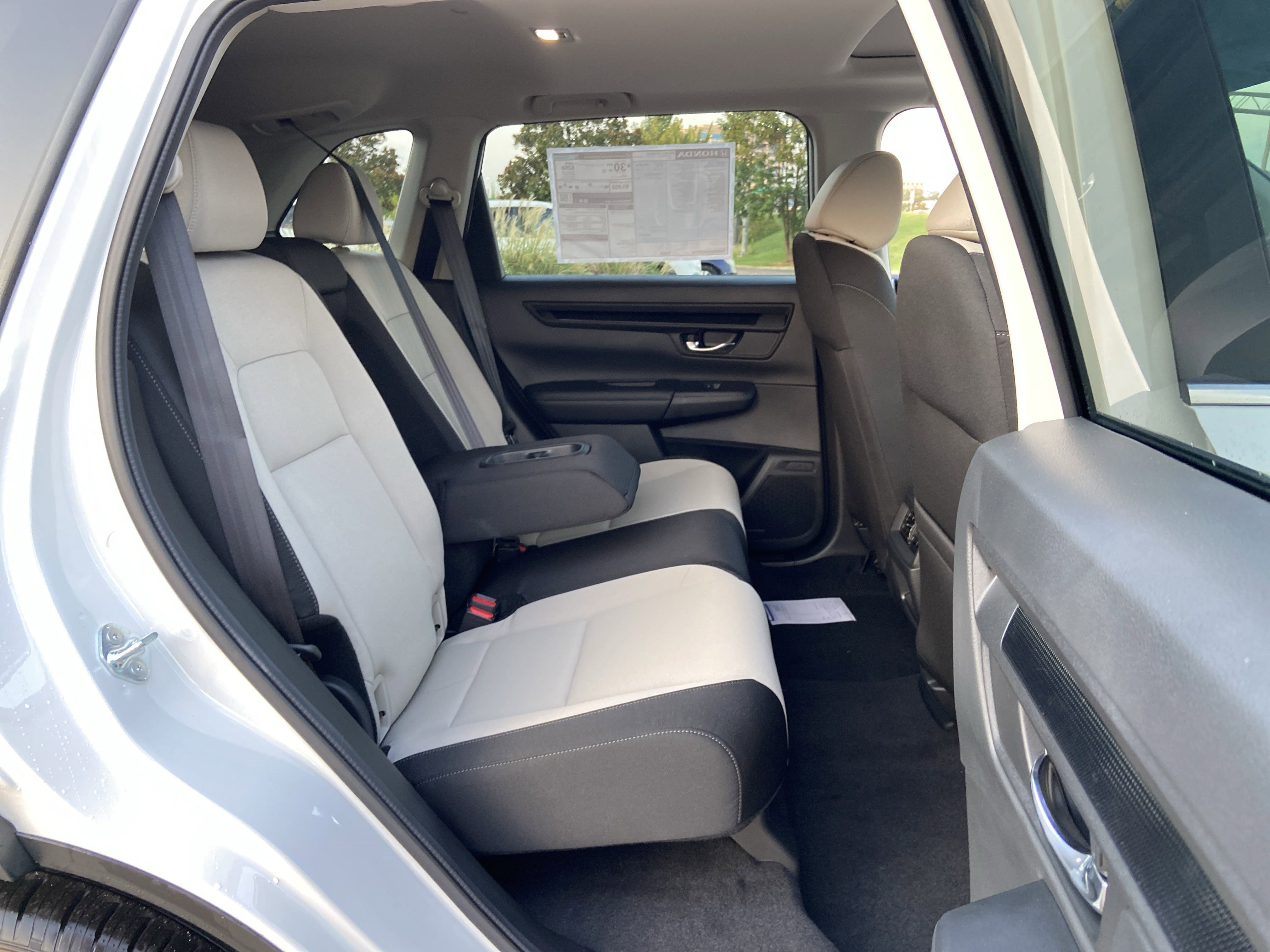 New 2026 Platinum White Pearl Honda EX image 16