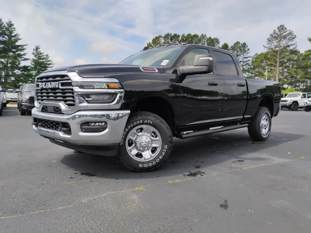 2026 RAM 2500 Tradesman 4X4 Crew Cab SWB's photo