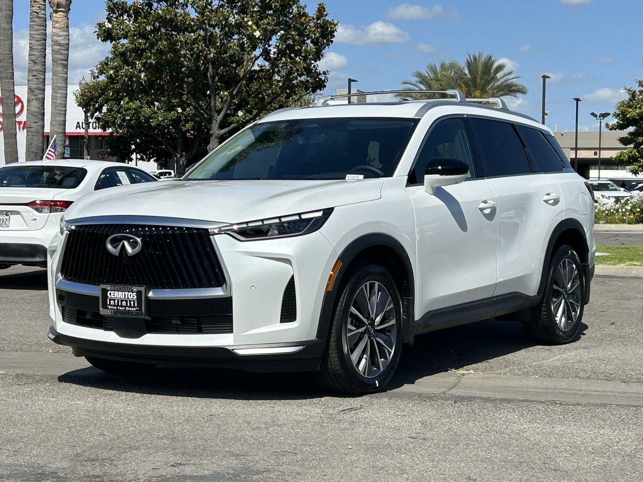2027 INFINITI QX60's photo