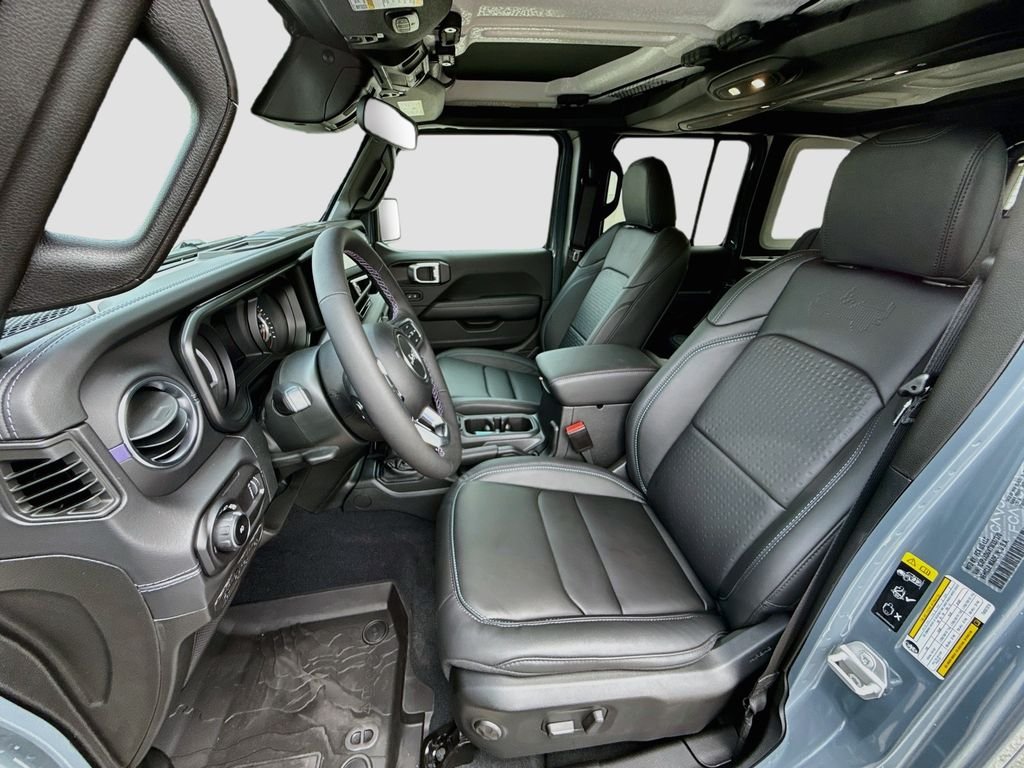 New 2026 Anvil Clearcoat Jeep Rewind image 13