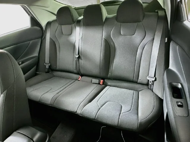 New 2026 White Hyundai SE image 11