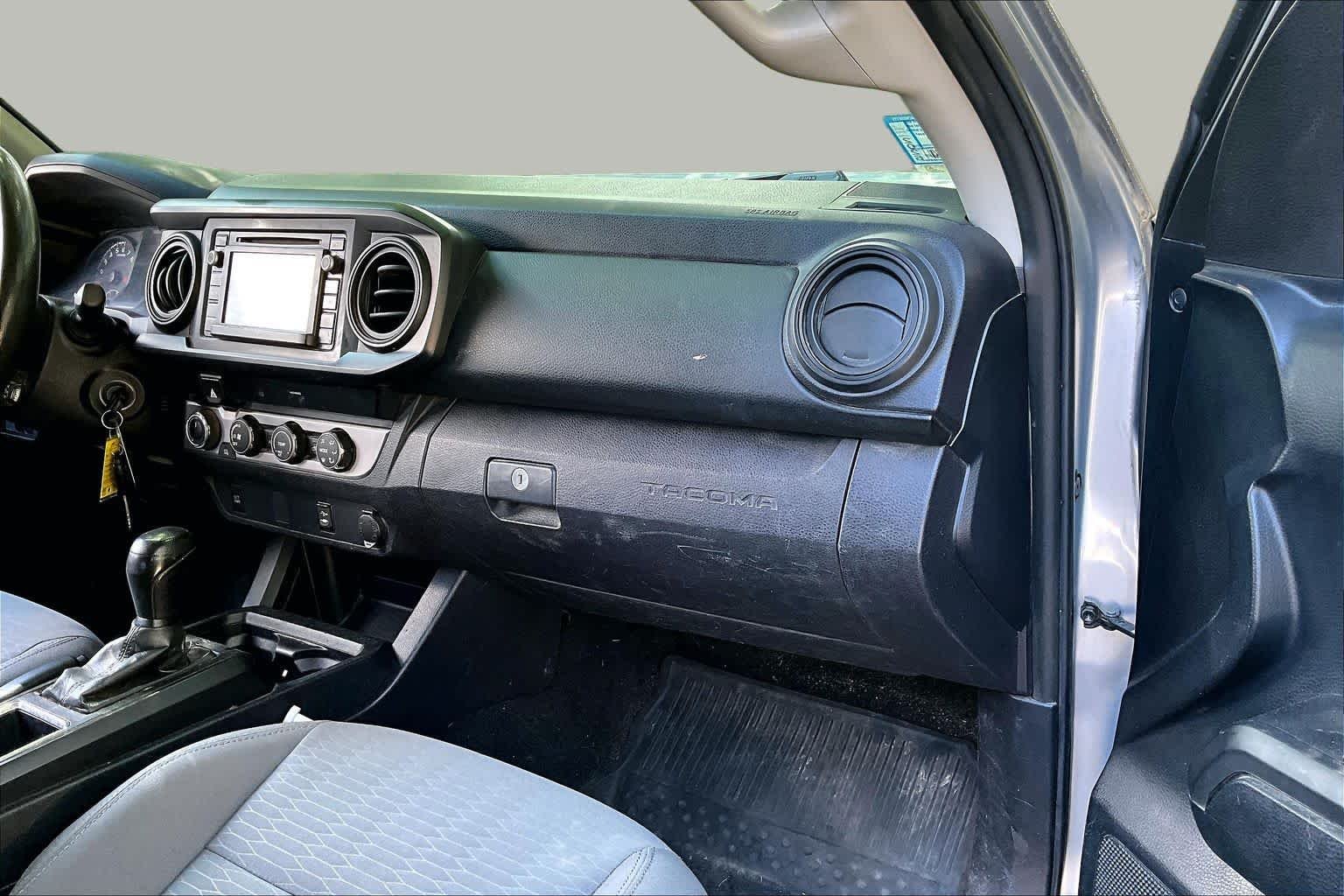 Used 2019 Silver Sky Metallic Toyota SR image 17
