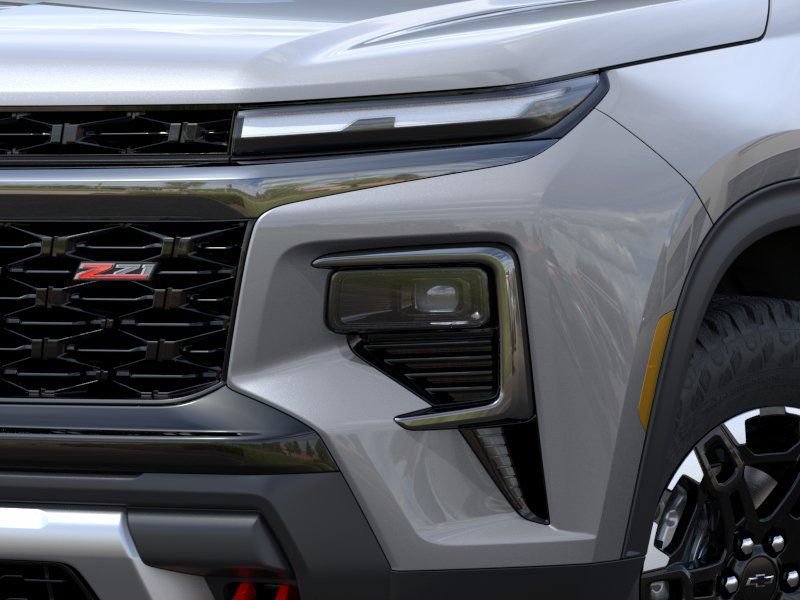 New 2027 Sterling Gray Metallic Chevrolet Z71 image 10