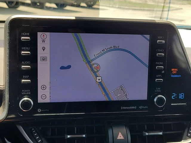 Used 2019 White Toyota Limited image 21