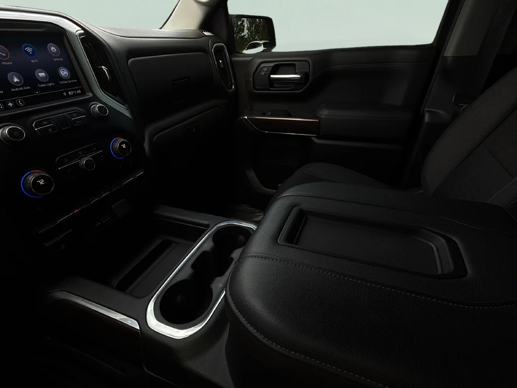 Used 2019 White Chevrolet LT Trail Boss image 14