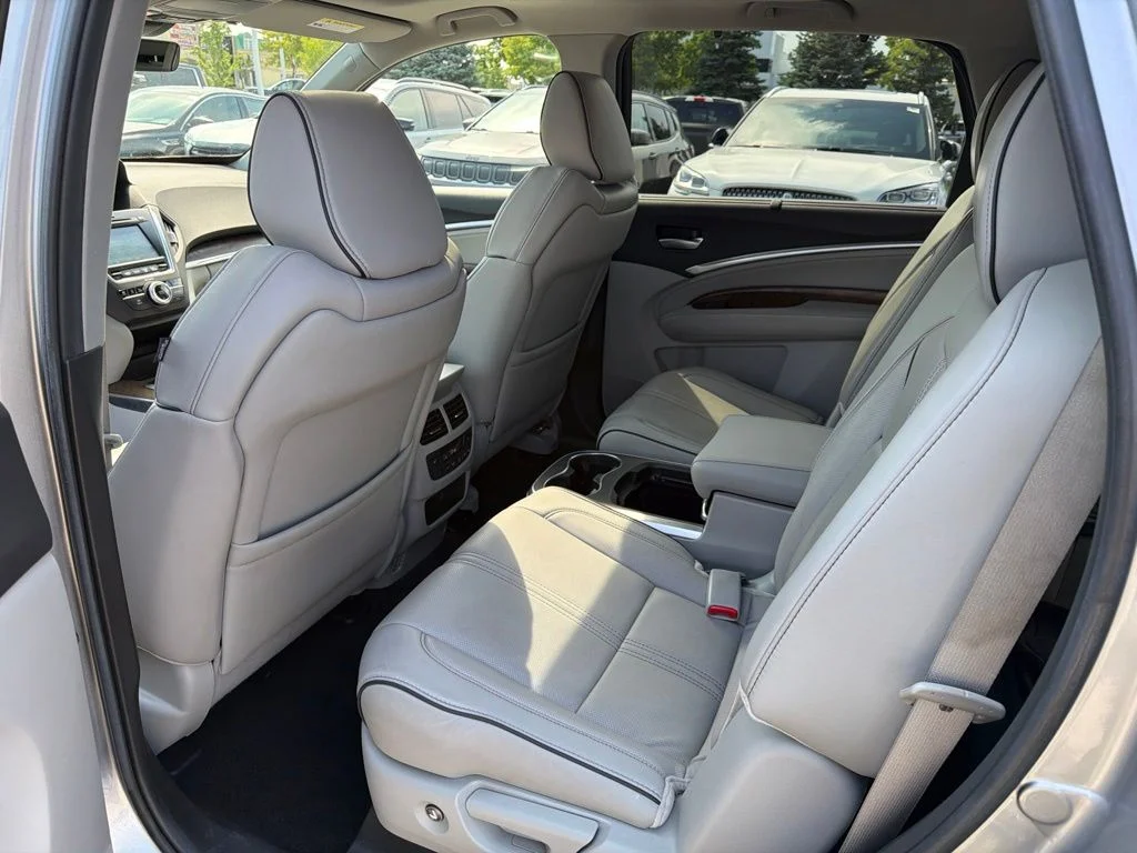 Used 2019 Silver Acura 3.5L Advance Package image 19