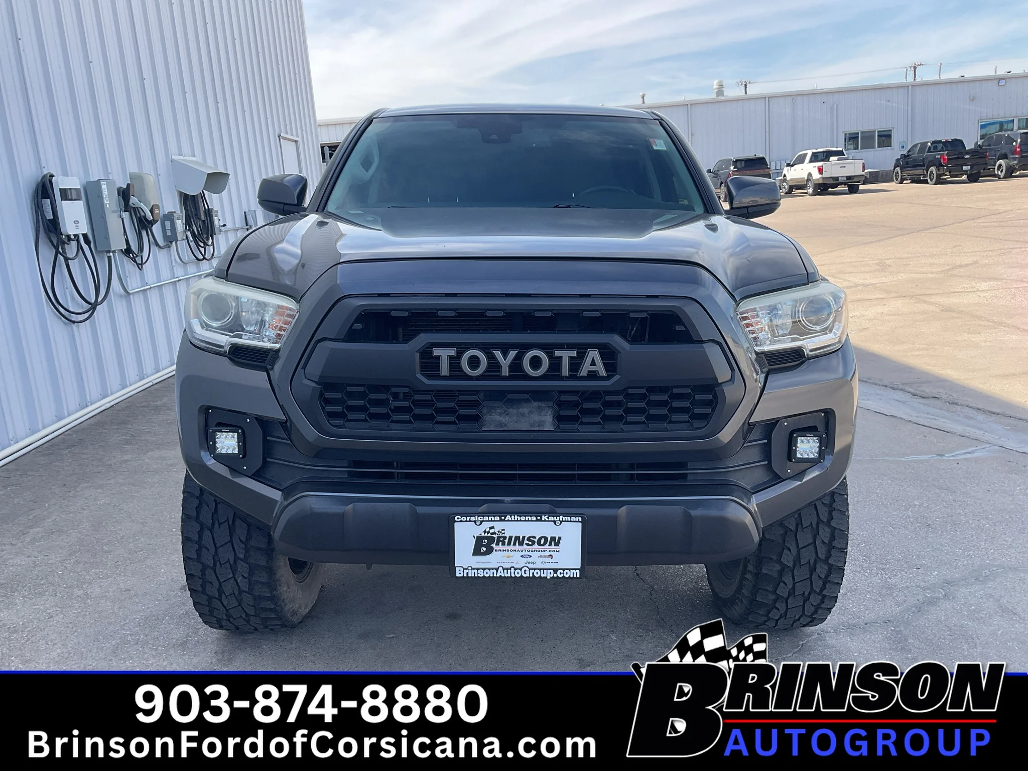 Used 2018 Magnetic Gray Metallic Toyota SR5 image 2