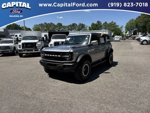 Used 2024 Silver Ford Outer Banks image 4
