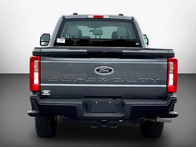 2026 Ford F-350 Super Duty XL - Photo 17