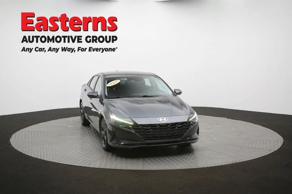 Used 2021 Gray Hyundai SEL image 50