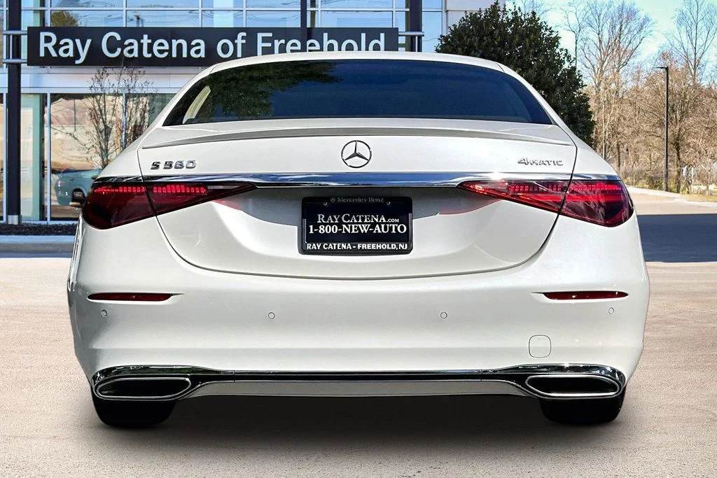 Certified Used 2021 White Mercedes-Benz S 580 image 4