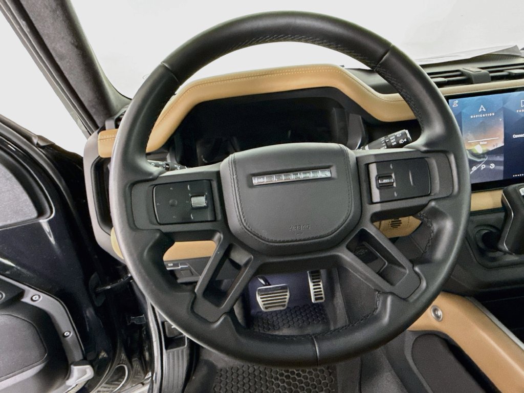 Certified Used 2025 Black Land Rover X image 12
