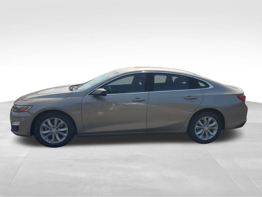 Used 2025 Gray Chevrolet LT image 2