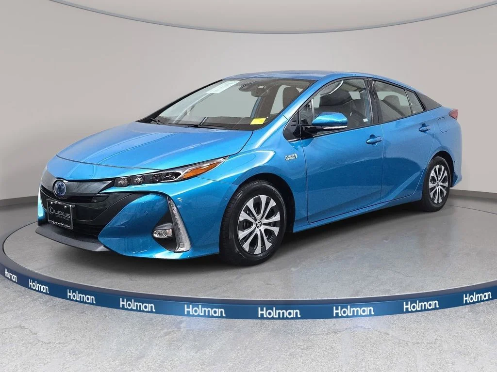 2020 Toyota Prius Prime Limited's photo