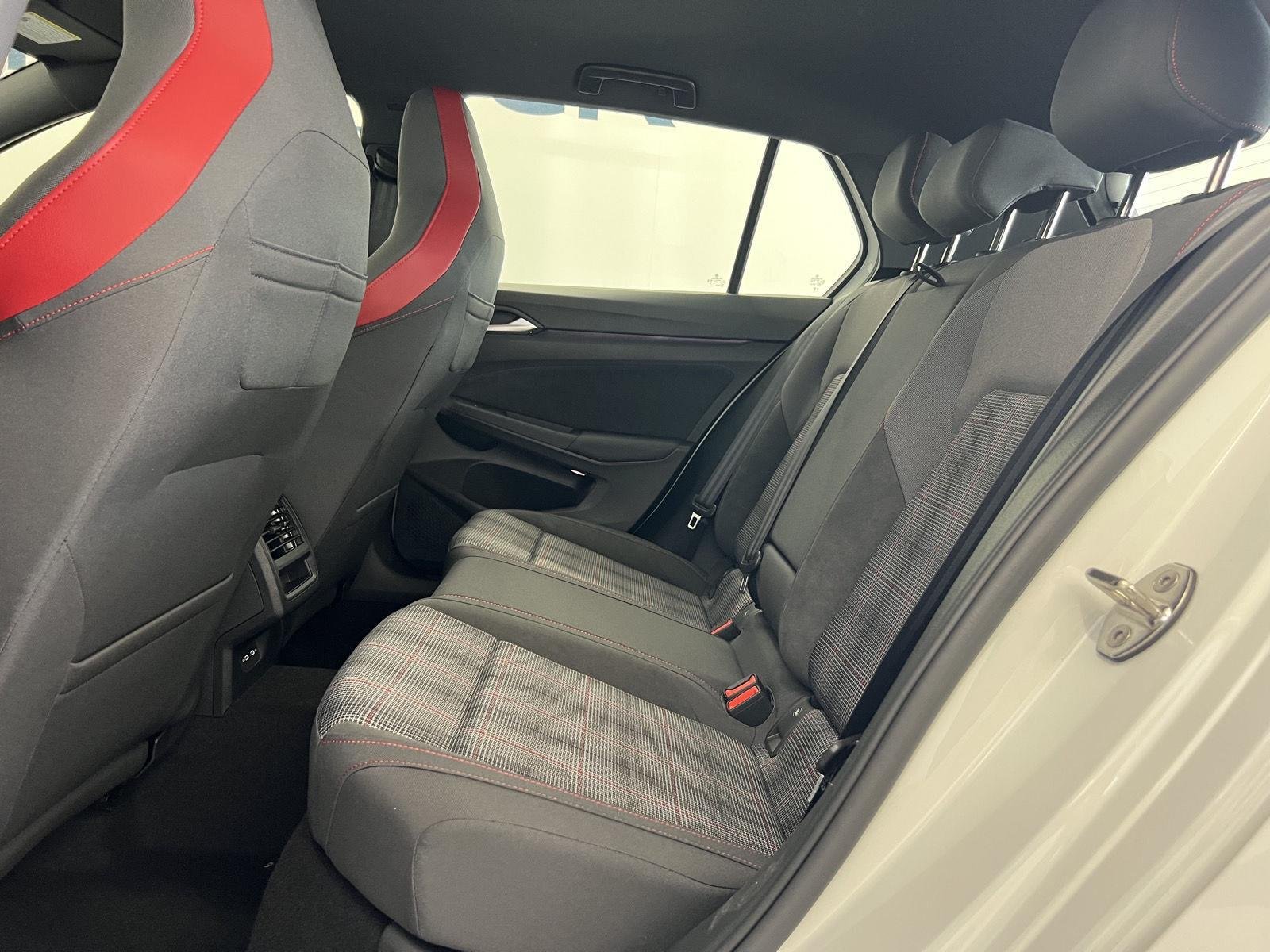New 2026 opal white pearl Volkswagen S image 23