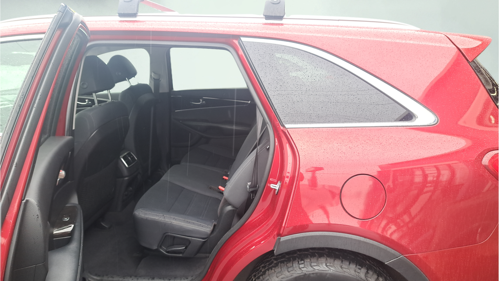 Used 2018 Red Kia LX image 12