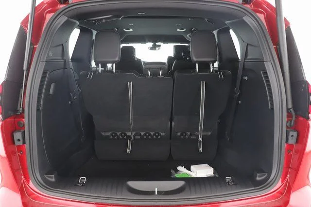 2026 Chrysler Pacifica Select - Photo 30