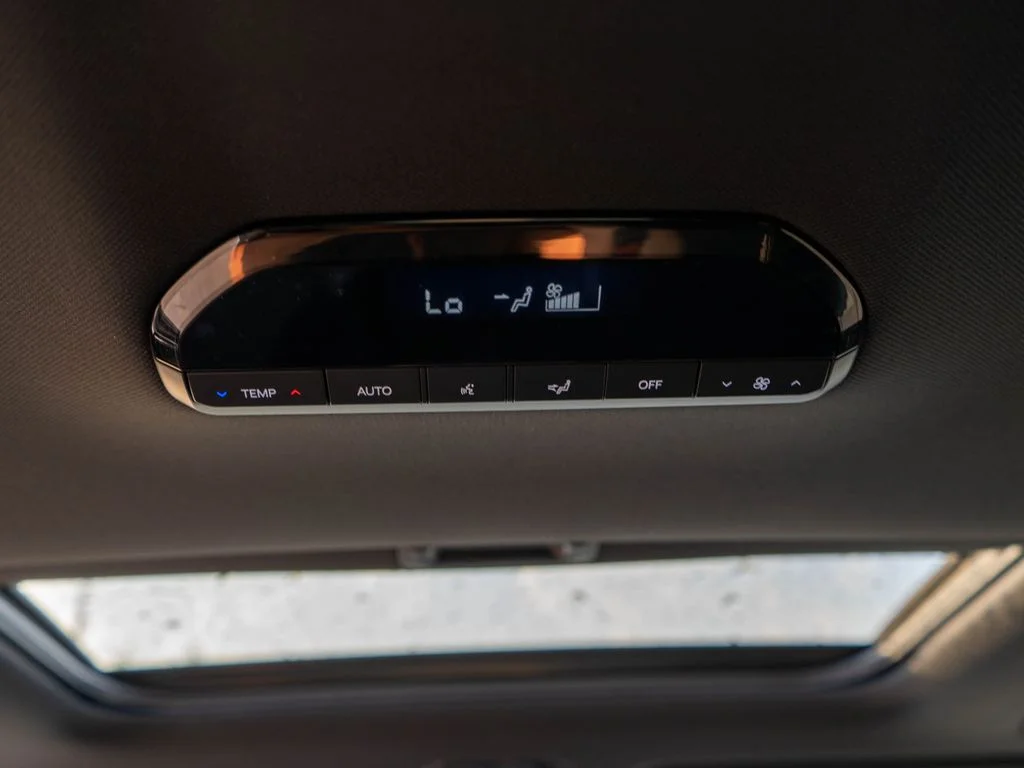 New 2027 Glacial White Pearl Kia S image 15