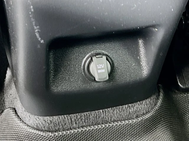 Used 2023 White Kia EX X-Line image 36