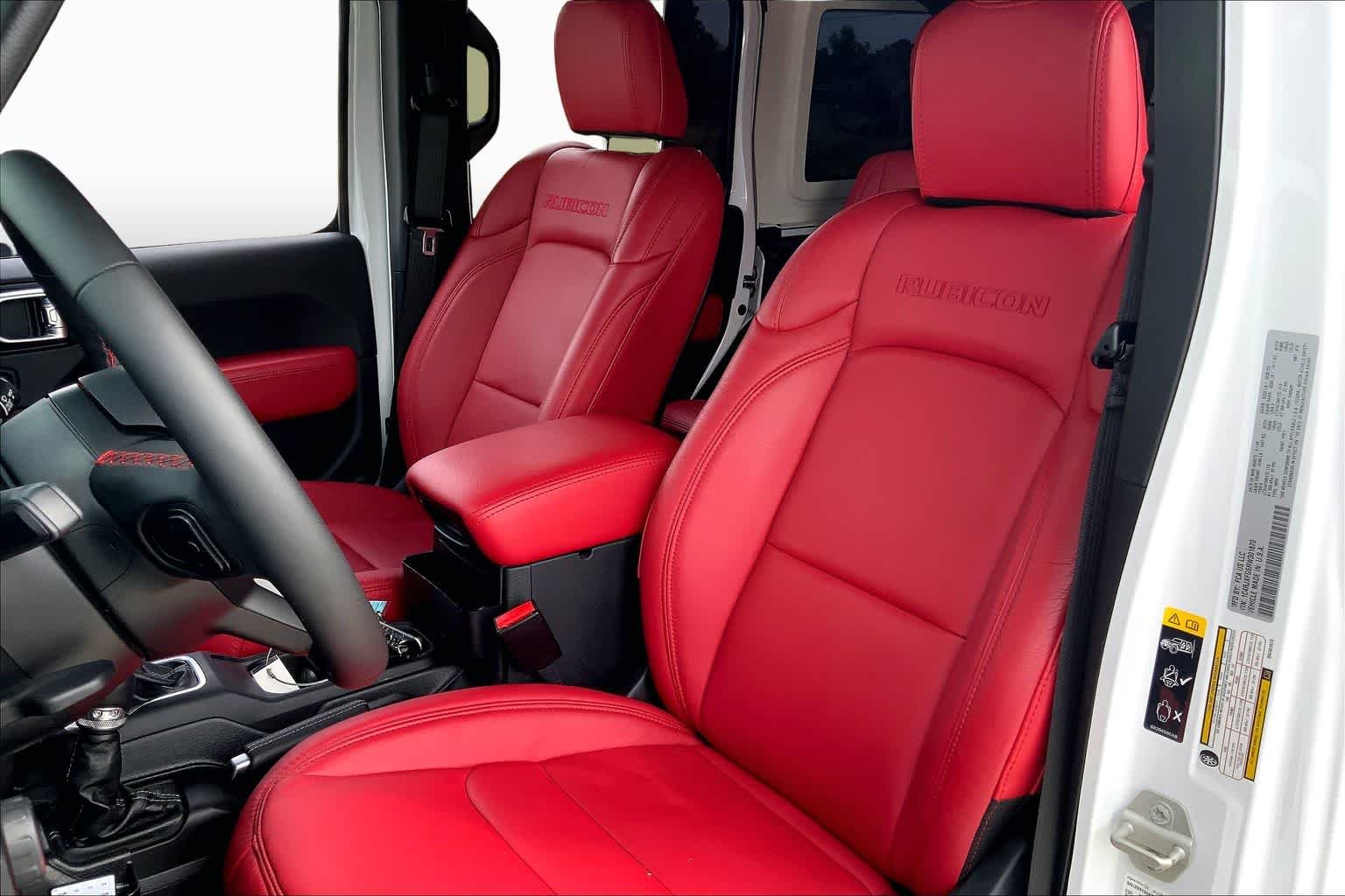 Used 2024 Bright White Clearcoat Jeep Rubicon X image 7