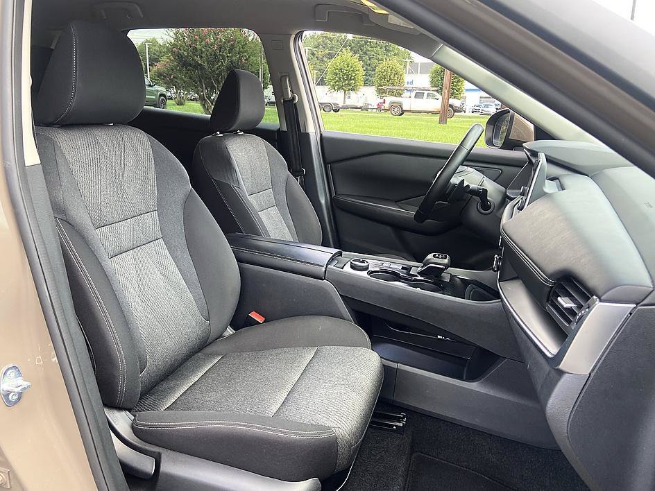 Certified Used 2025 Baja Storm Metallic Nissan SV image 16