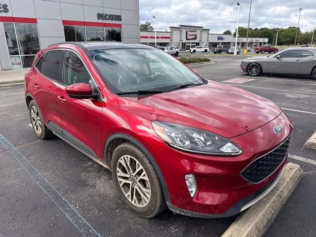 Used 2022 Red Ford SEL image 4