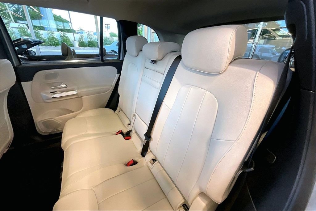 2026 Mercedes-Benz GLB GLB 250 - Photo 15