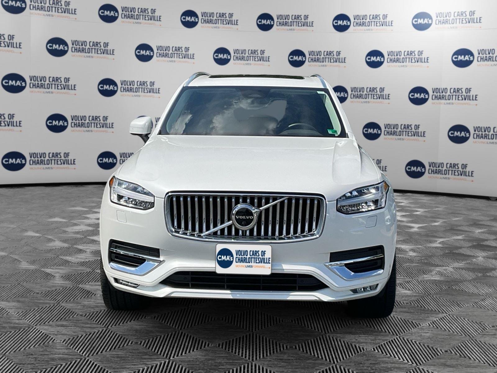 Used 2023 Crystal White Metallic Volvo Plus image 8