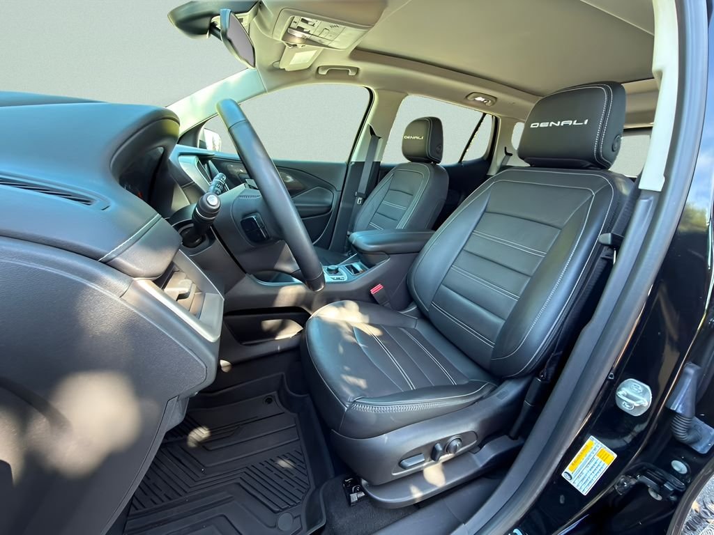 Used 2023 Black GMC Denali image 10