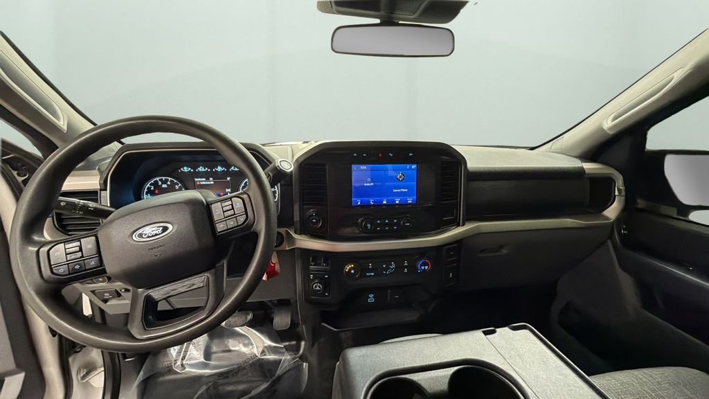 Used 2021 White Ford XLT image 10