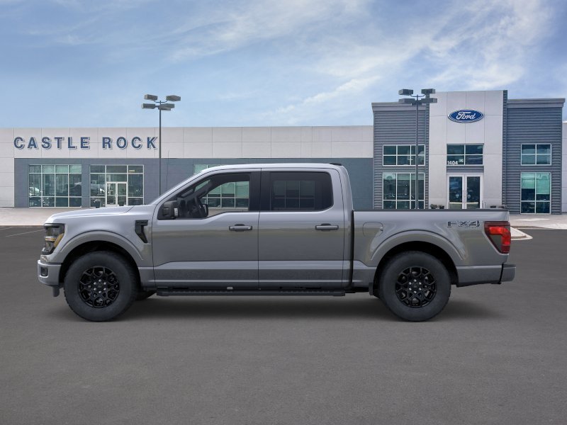 New 2026 Carbonized Gray Metallic Ford XLT image 3