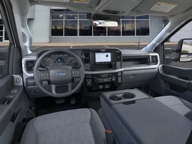 New 2026 Oxford White Ford XL image 10